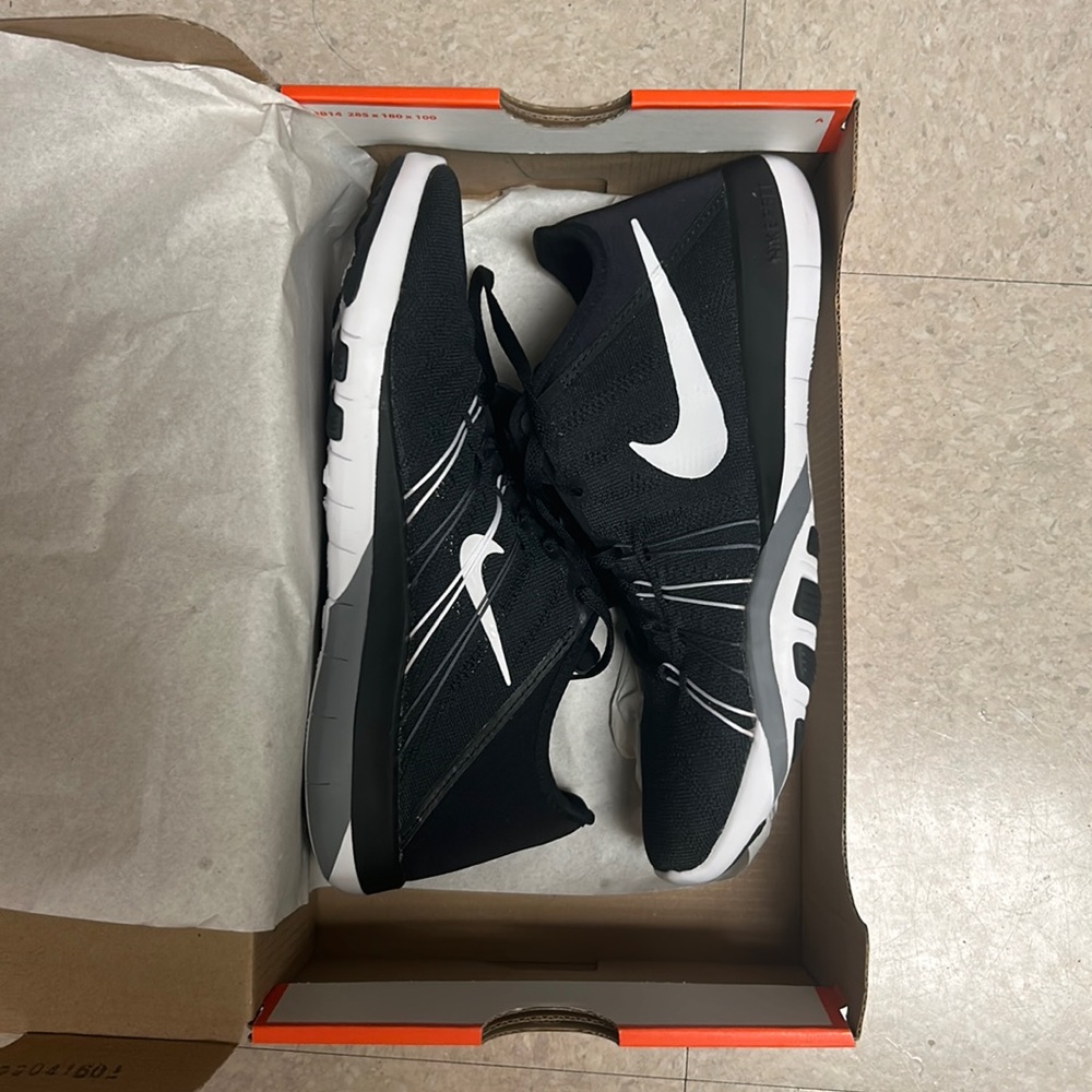 Brand new women running shoes